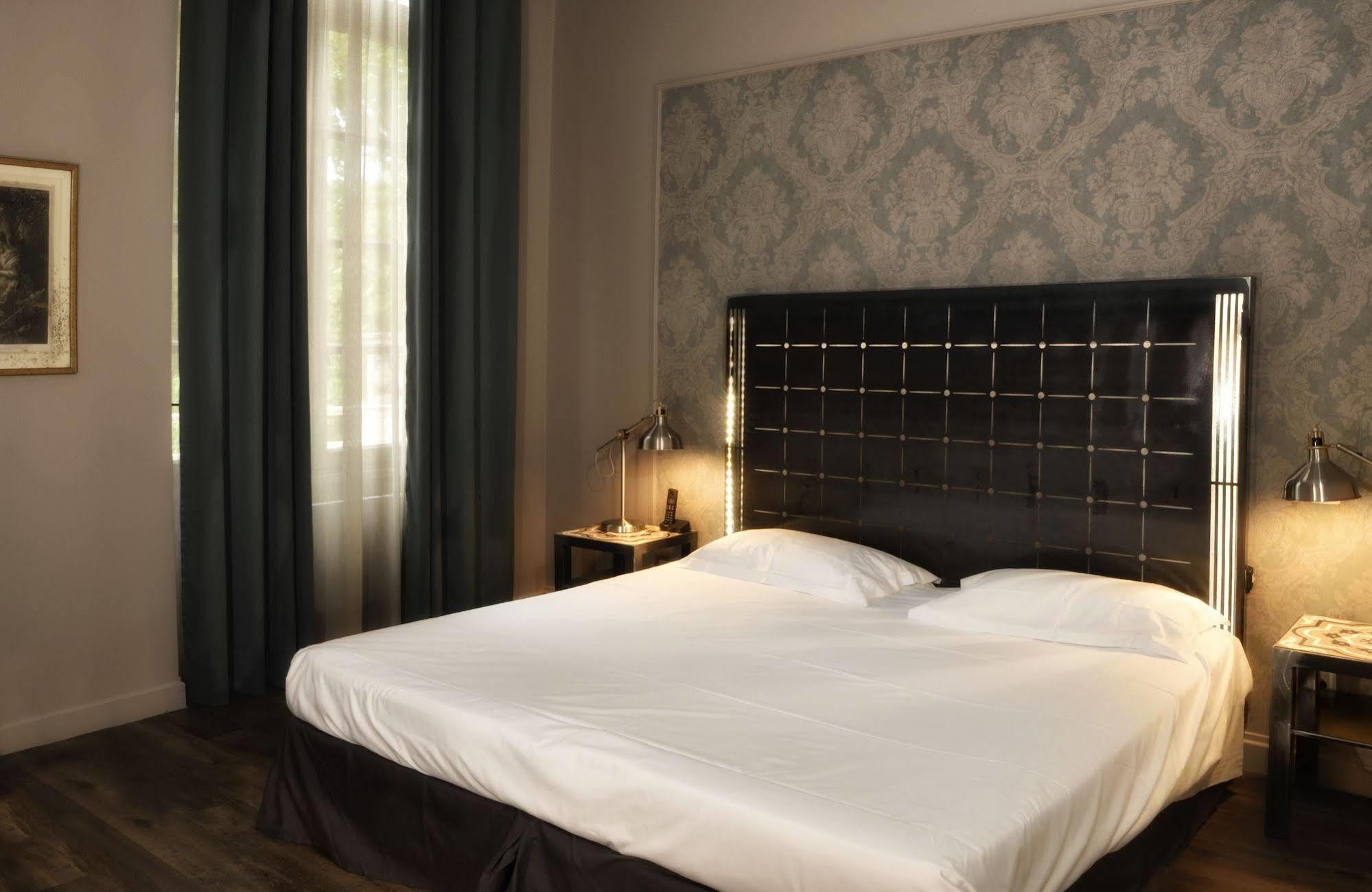 L'Esplan Hotel Saint-Paul-Trois-Châteaux Buitenkant foto